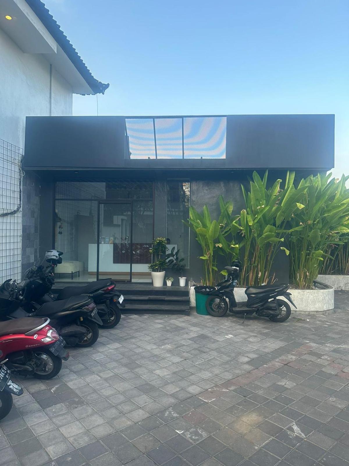 The Hita Apartement Seminyak  Bagian luar foto
