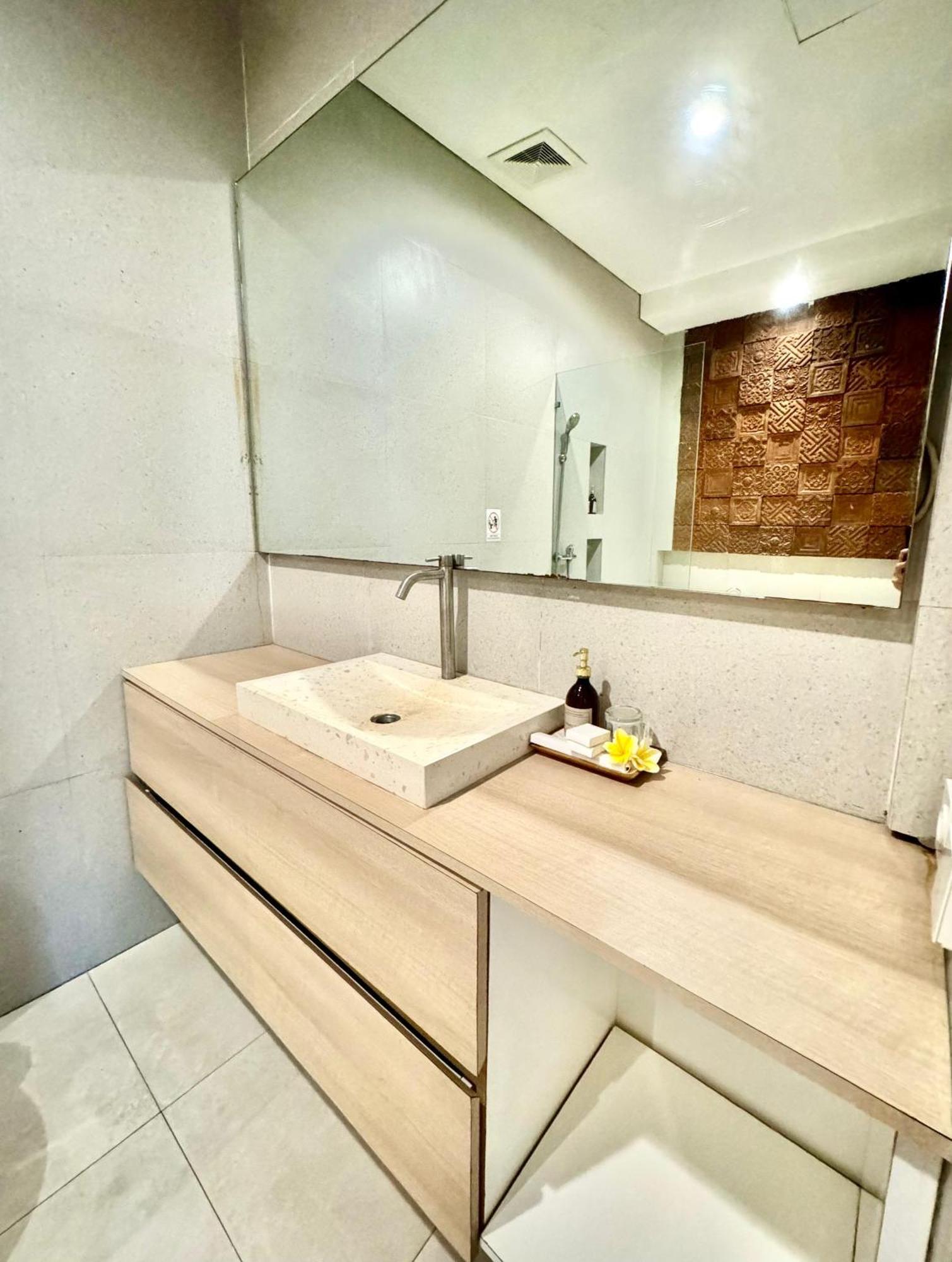 The Hita Apartement Seminyak  Bagian luar foto