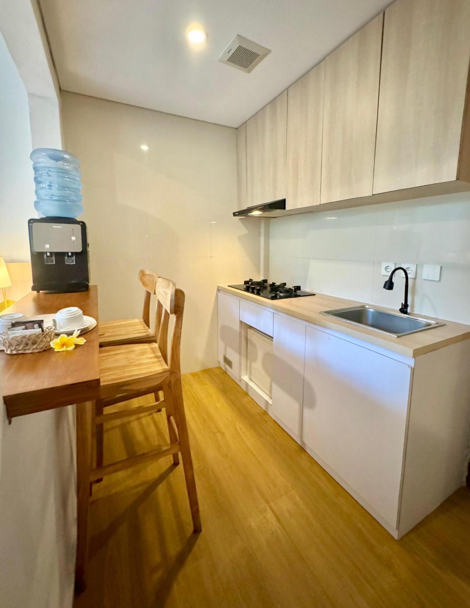 The Hita Apartement Seminyak  Bagian luar foto