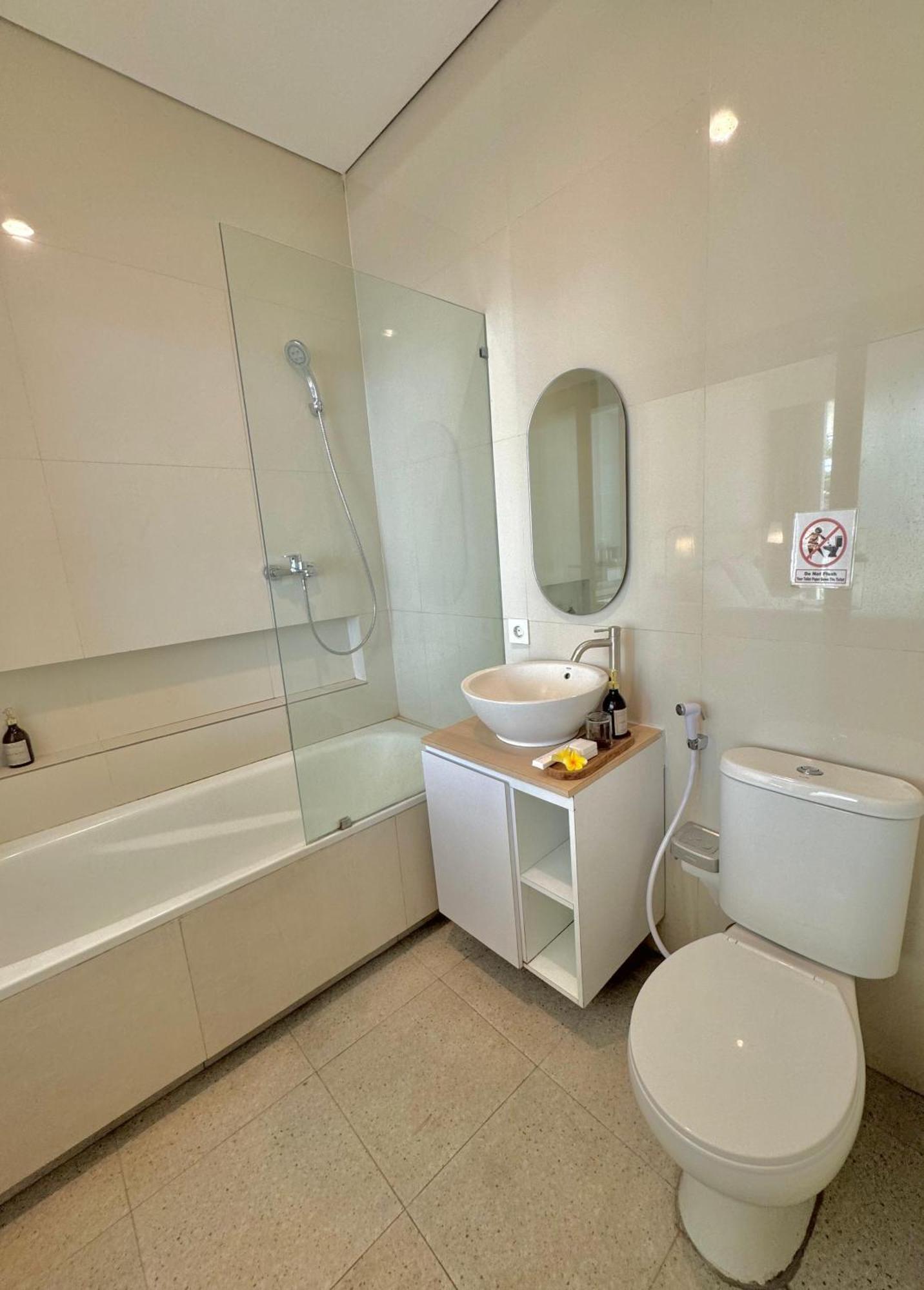 The Hita Apartement Seminyak  Bagian luar foto